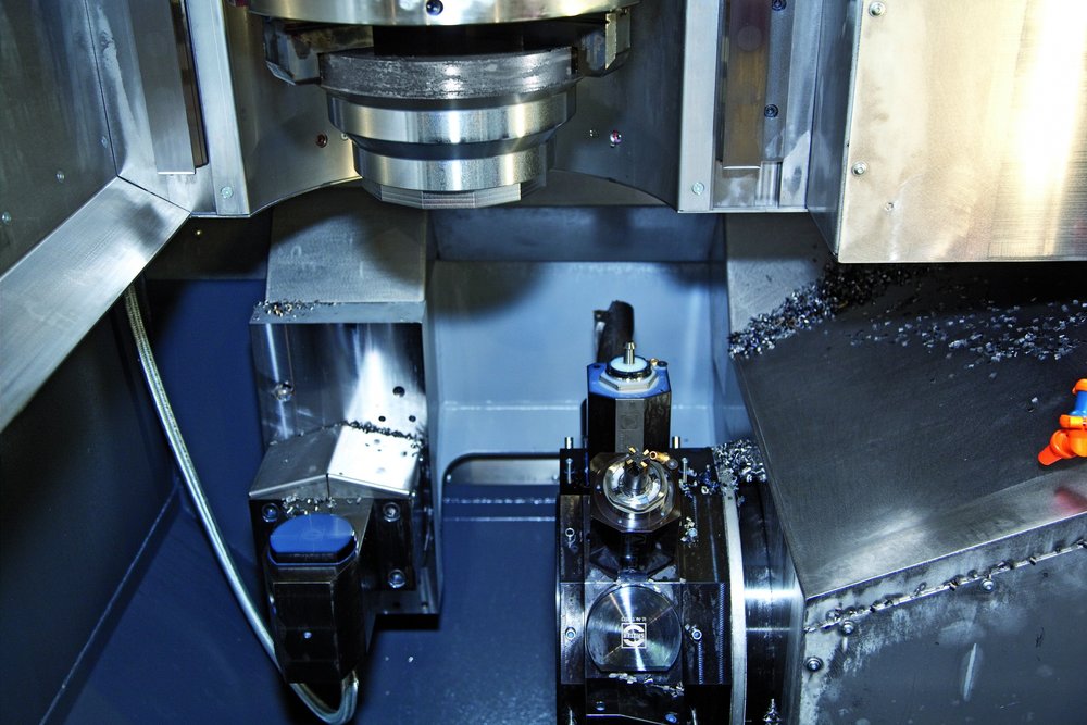 Vertical lathe for demanding applications